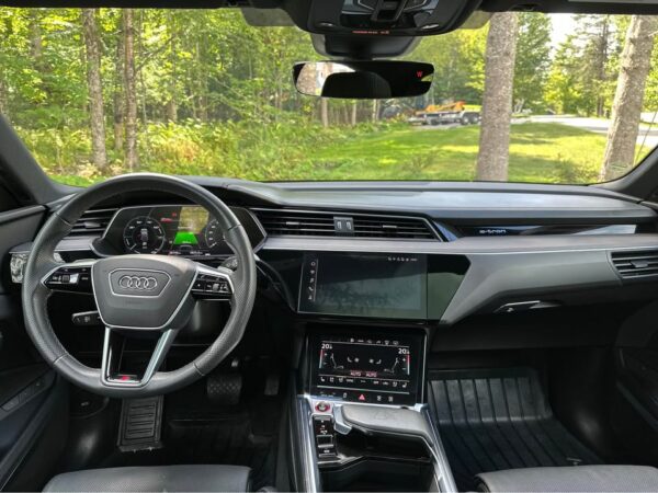 2022 Audi e-tron Type S Sportback – Image 18